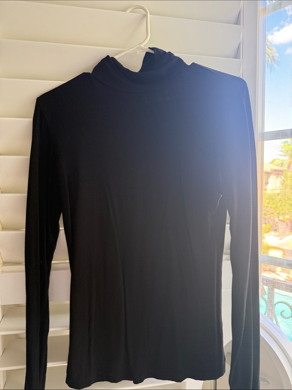 Women's Black Turtleneck Long-Sleeve Sweater